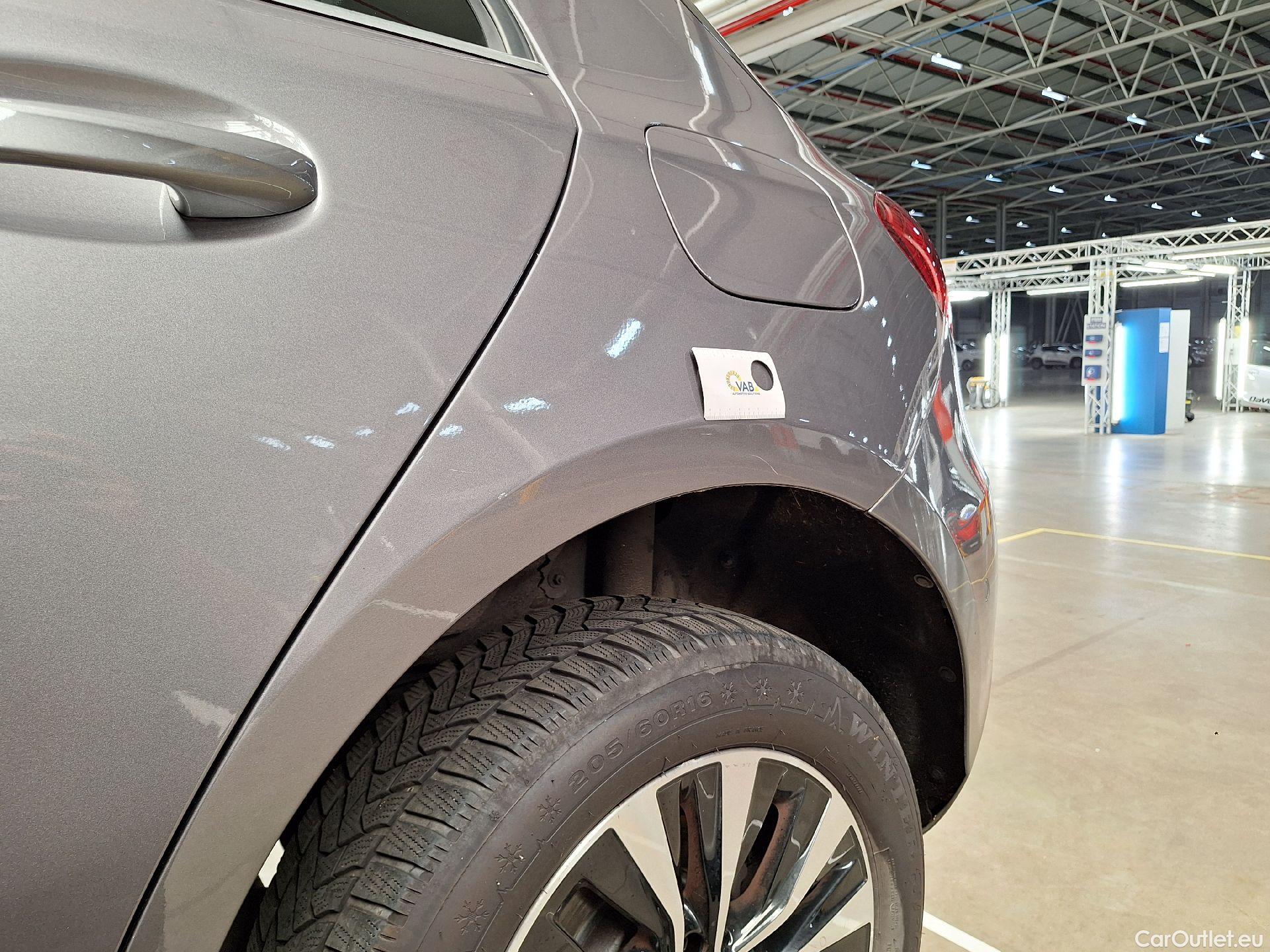  Mercedes  A-Klasse Mercedes, A-Class '18, Mercedes-Benz  A 180 d Business Solution A #26