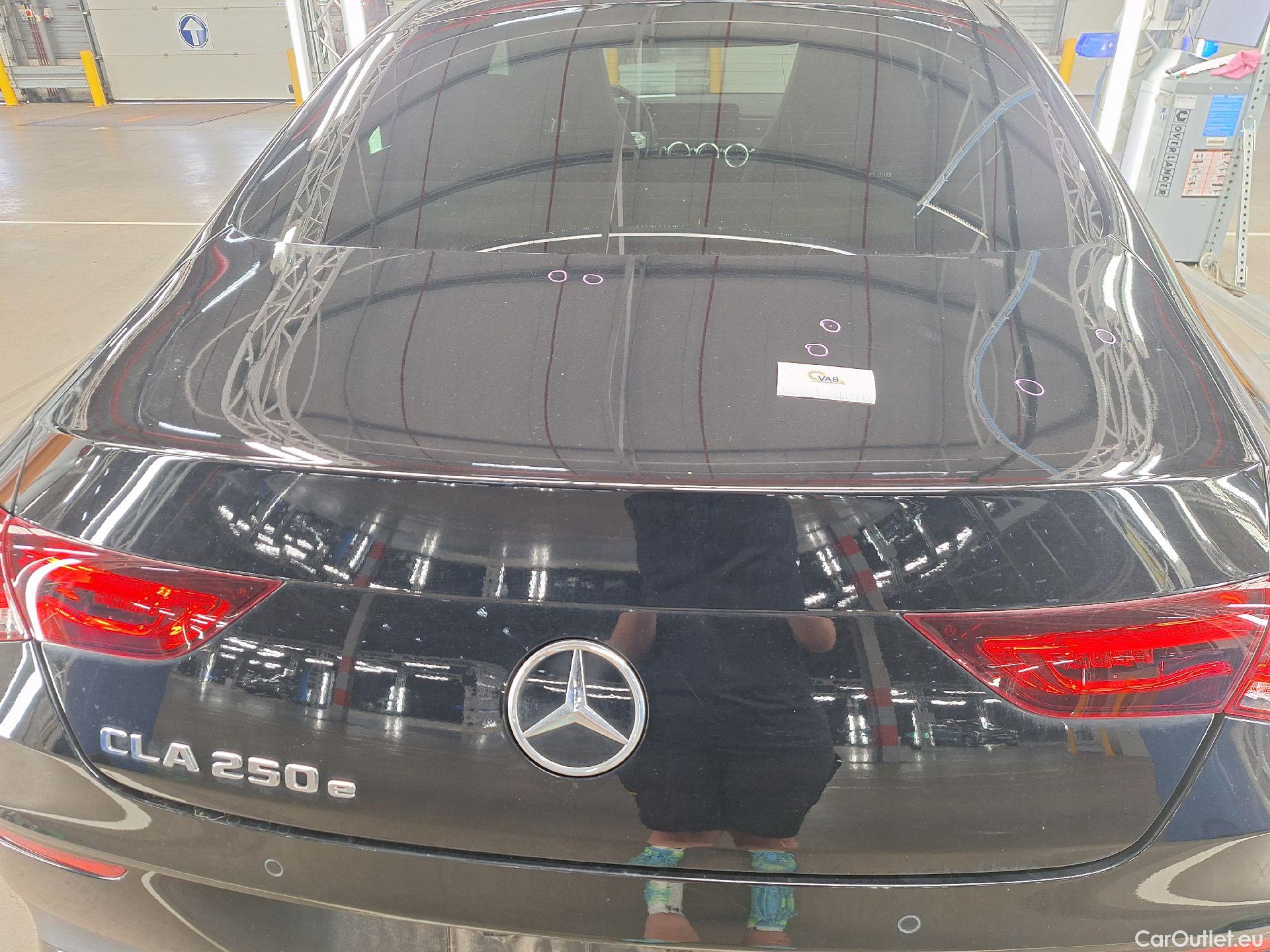 Mercedes  CLA-Klasse Mercedes, CLA-Class '19 PHEV, Mercedes-Benz CLA CLA 250 e AMG Line 4d #54
