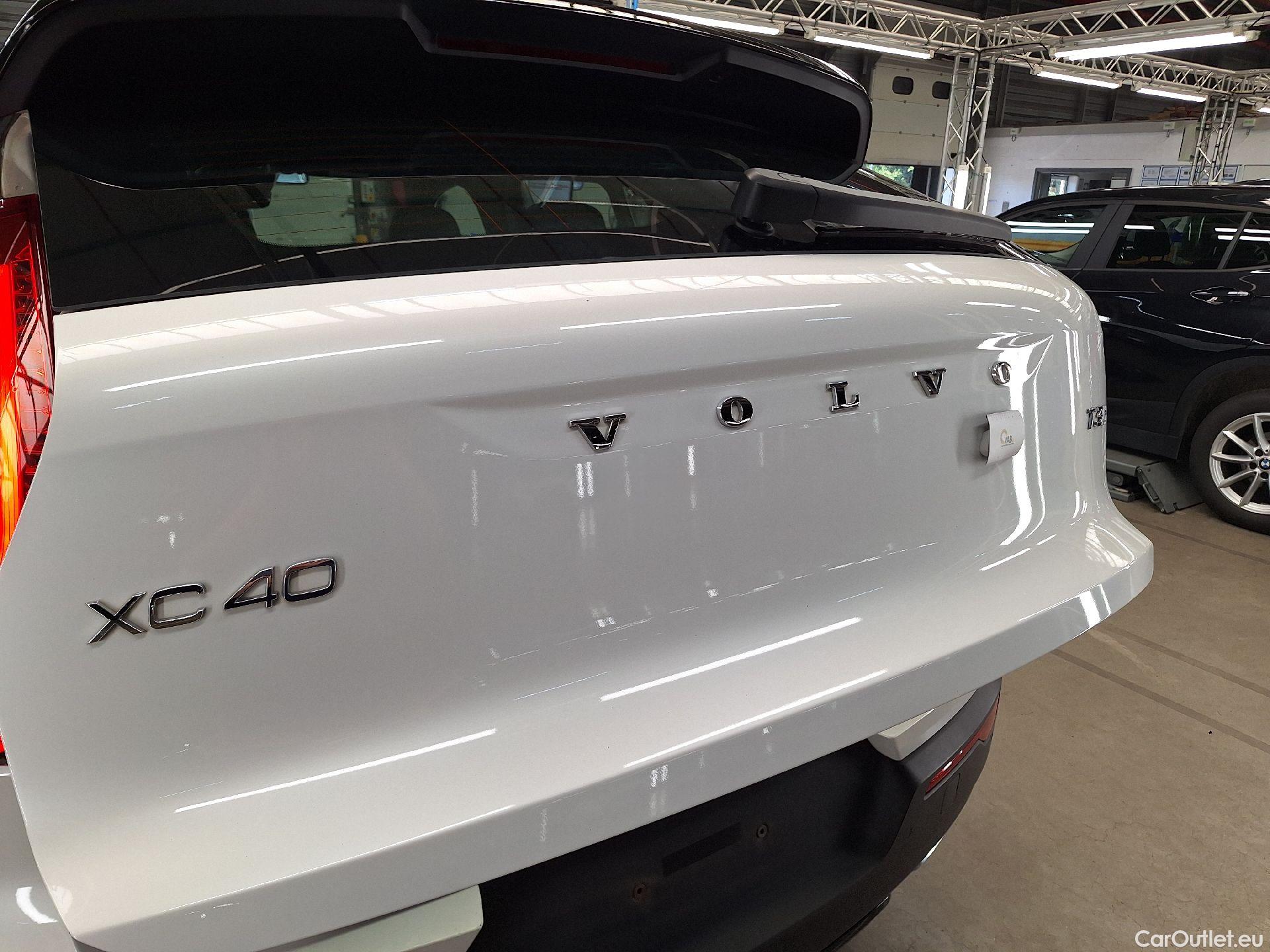  Volvo  XC 40 Volvo, XC40 '17, Volvo XC40 T3 Geartronic R-Design 5d #12