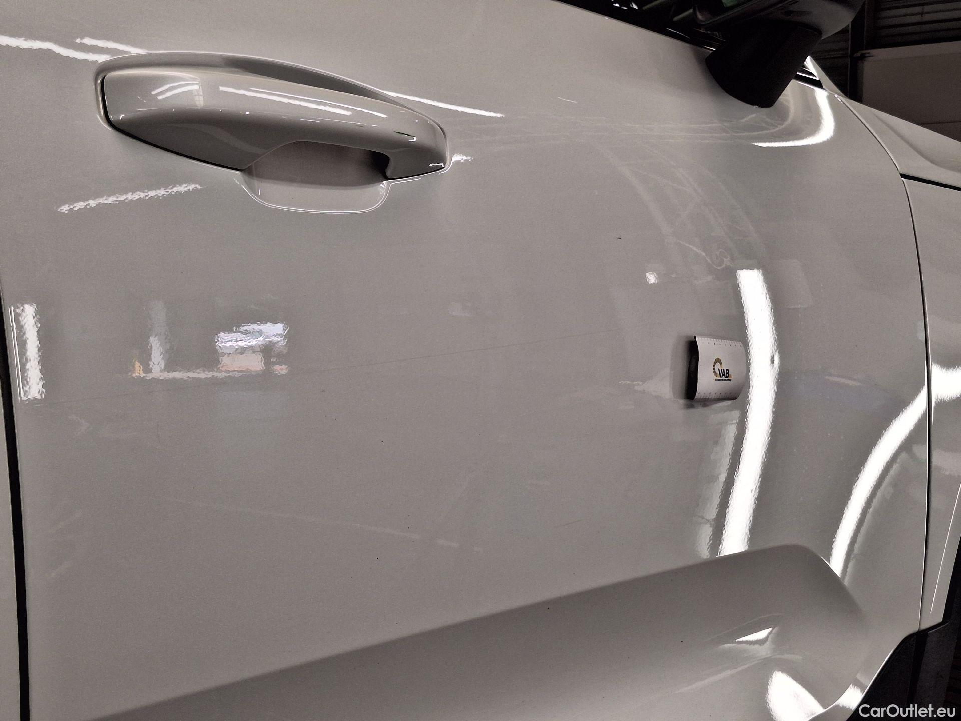  Volvo  XC 40 Volvo, XC40 '17, Volvo XC40 T3 Geartronic R-Design 5d #36