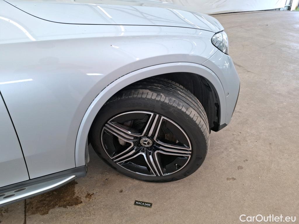  Mercedes  GLC MERCEDES-BENZ  / 2022 / 5P / SUV  400 e AMG Line 4MATIC #9