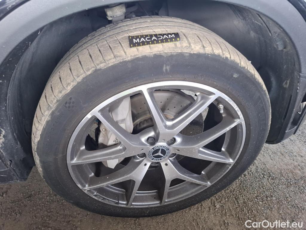  Mercedes  G-Klasee MERCEDES-BENZ GLC Coupe / 2019 / 5P / Coupé 2.0 GLC 300 E AMG LINE 4MATIC #7