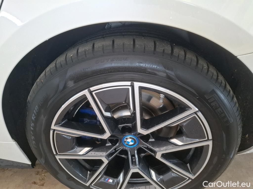  Bmw  Serie 4 Série i4 Gran Coupe 40 eDrive M Sport 83kWh BVA #24