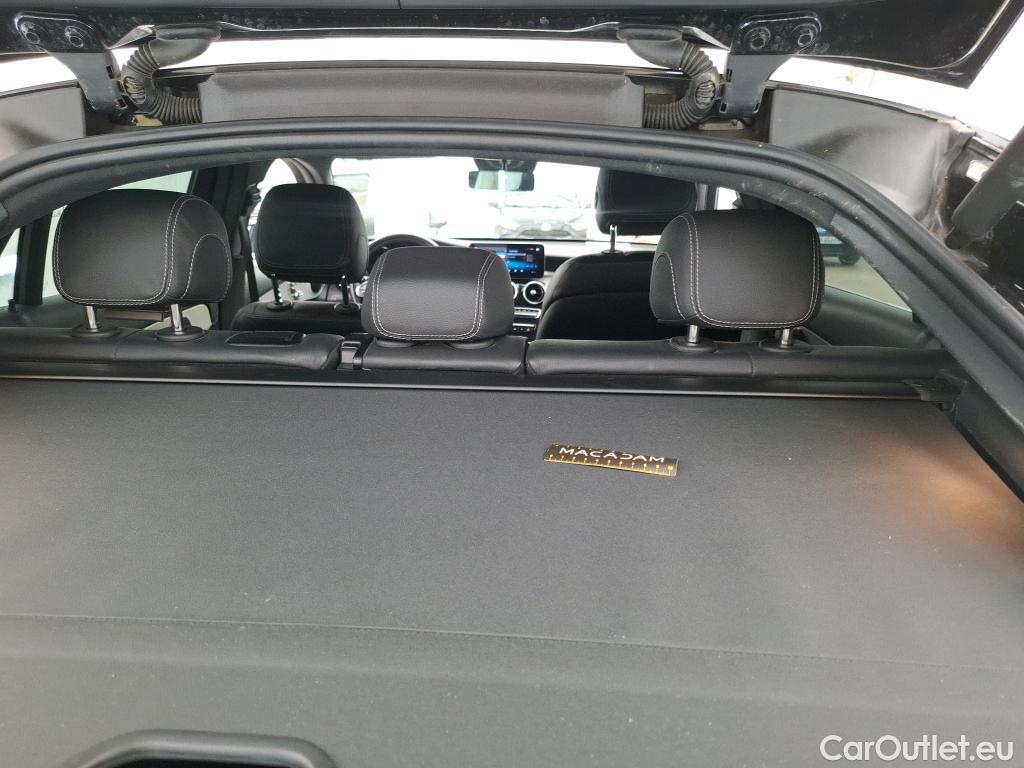  Mercedes  G-Klasee MERCEDES-BENZ GLC Coupe / 2019 / 5P / Coupé 2.0 GLC 300 E AMG LINE 4MATIC #36