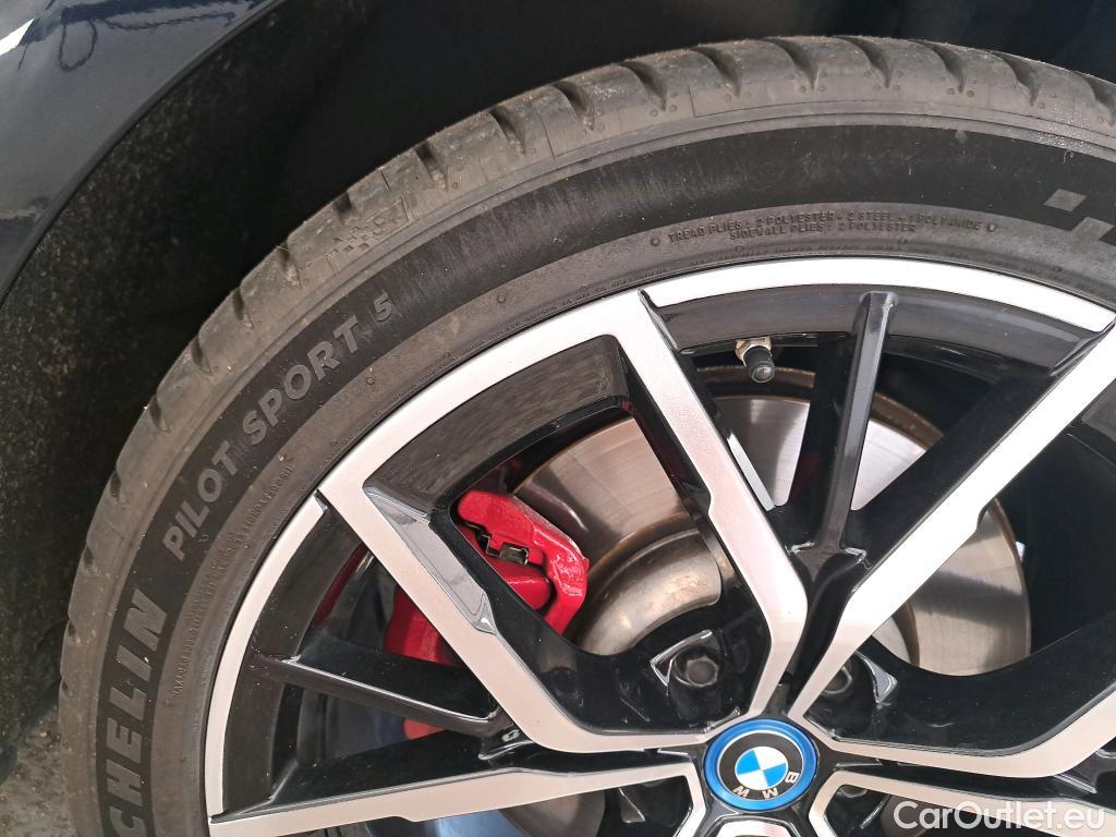  Bmw  Serie 5 BMW Série 5 / 2020 / 4P / Berline 545e xDrive 394ch M Sport BVA8 #17