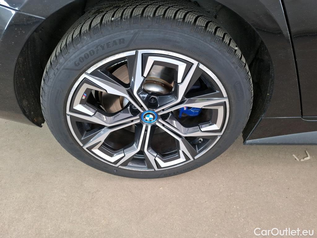  Bmw  Serie 4 BMW i4 / 2021 / 5P / Berline eDrive40 340ch M Sport BVA8 #19