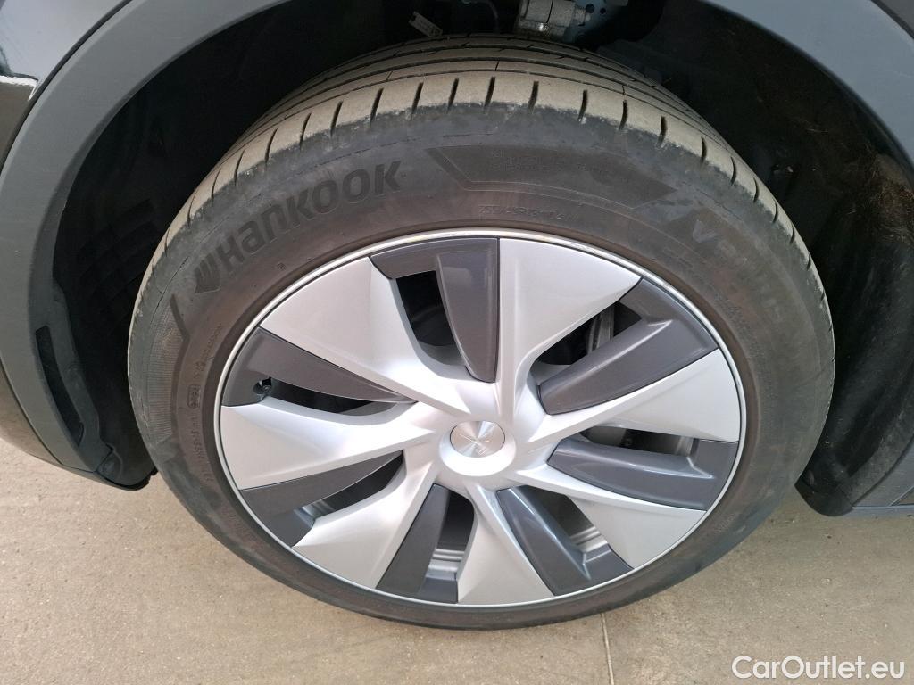  Tesla  Model Y TESLA  / 2020 / 5P / SUV Grande Autonomie RWD #11