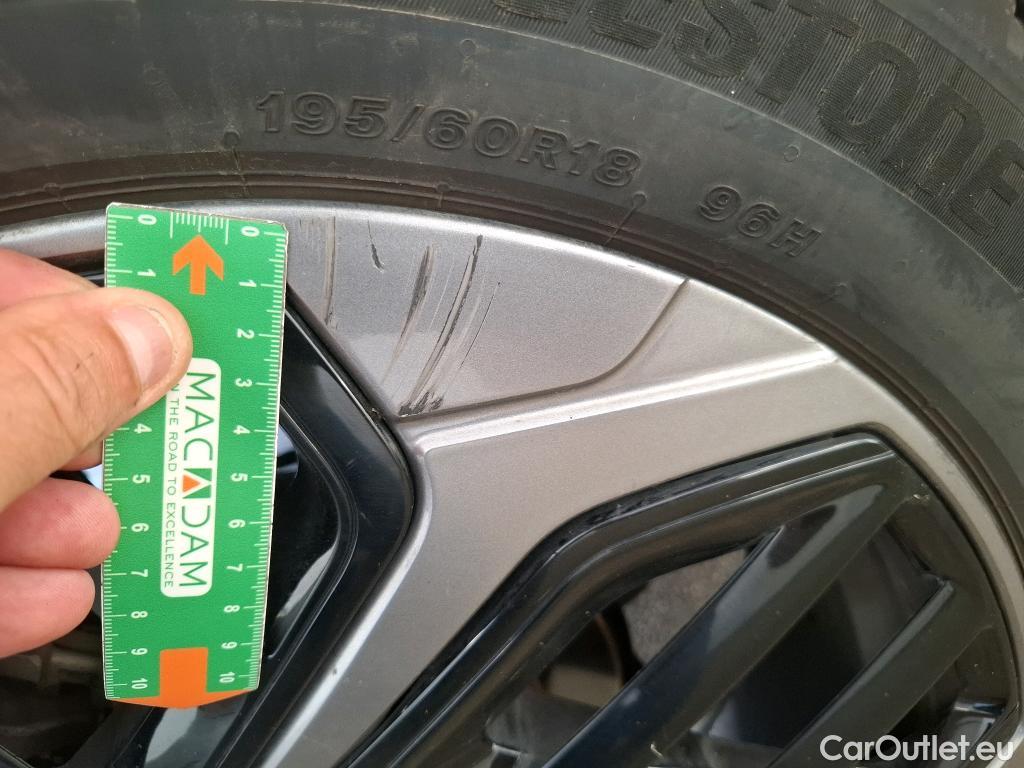  Citroen  C4  X Feel Pack 1.2 PureTech 130CV BVA8 6E #22