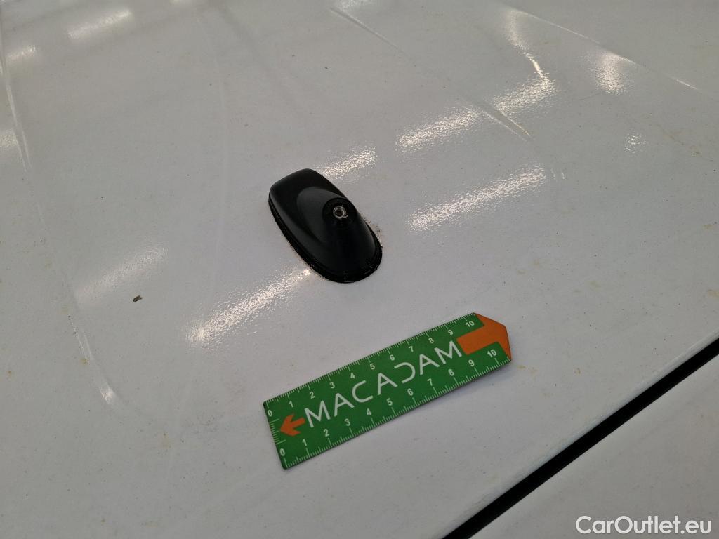  Citroen  C3 CITROEN  2016 5P Berline PureTech 110 BVM6 Feel #3