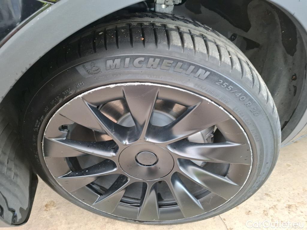  Tesla  Model Y TESLA  / 2021 / 5P / SUV RWD #23
