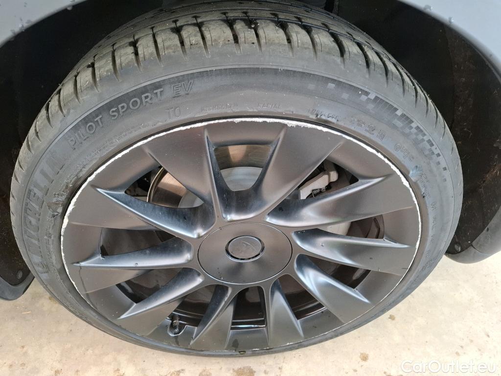 Tesla  Model Y TESLA  / 2021 / 5P / SUV RWD #26