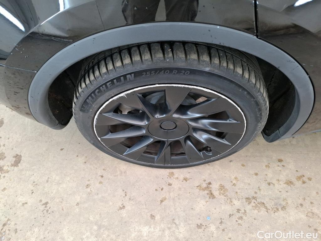  Tesla  Model Y TESLA  / 2021 / 5P / SUV RWD #13