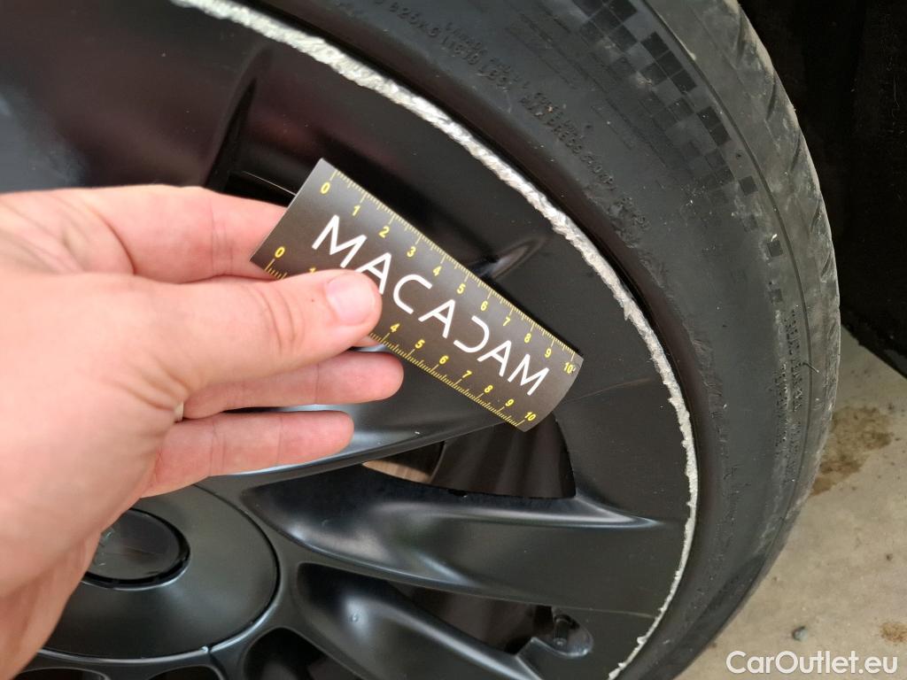  Tesla  Model Y TESLA  / 2021 / 5P / SUV RWD #16