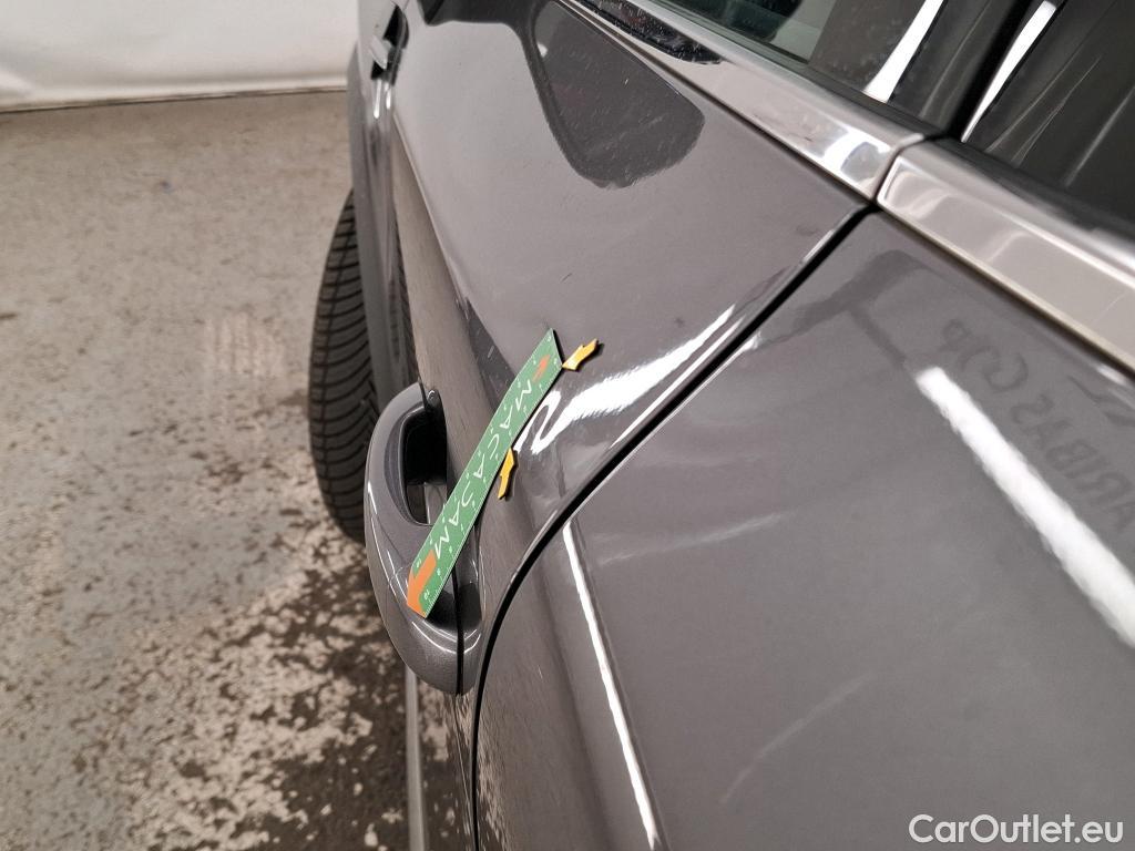  Renault  Captur  II Techno 1.6 E-TECH Hybrid 145CV BVA6 E6d #8