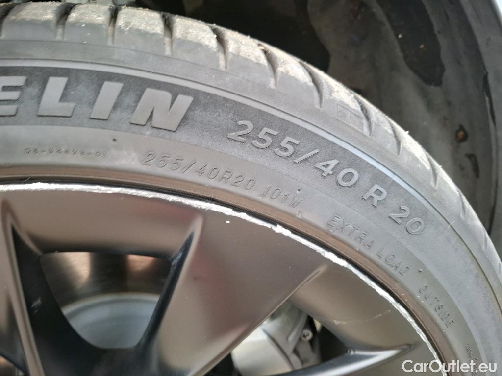  Tesla  Model Y TESLA  / 2021 / 5P / SUV RWD #25
