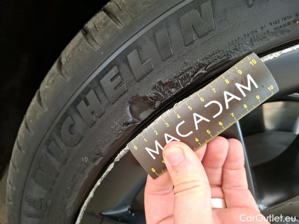  Tesla  Model Y TESLA  / 2021 / 5P / SUV RWD #29