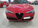  Alfa Romeo   STELVIO ALFA ROMEO / 2017 / 5P / SUV 2.2 TD 190 CV SPRINT AT8 Q4 #39
