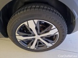  Peugeot  3008 PEUGEOT  / 2020 / 5P / SUV BLUEHDI 130 SeS ALLURE #19