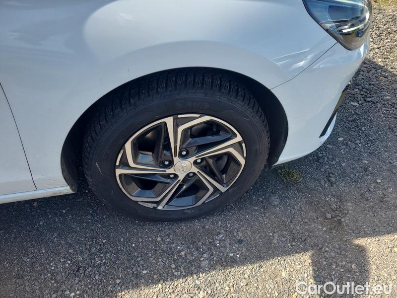  Hyundai  i30   cw (PD)(2017->)  kom.1.6CRDi 115 Smart #34