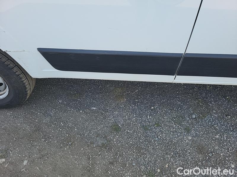  Fiat  Ducato   LCV 28 (290)(09.2019->)  2.2MTJ 140 33 L3H2 4d #13