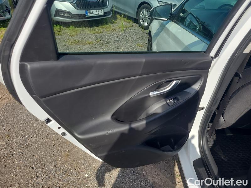  Hyundai  i30   cw (PD)(2017->)  kom.1.6CRDi 115 Smart #17