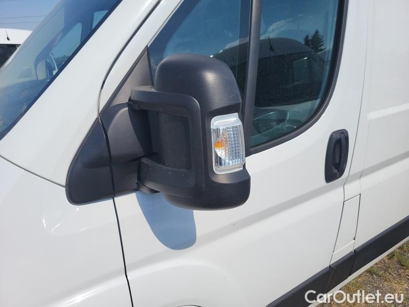  Fiat  Ducato   LCV 28 (290)(09.2019->)  2.2MTJ 140 33 L3H2 4d #3