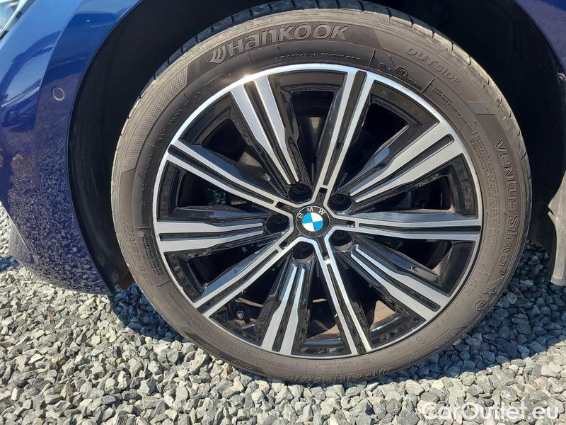  Bmw  Serie 3  Lim. (F30)  (2015) 320i xDrive AT #3