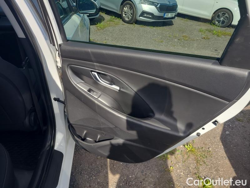  Hyundai  i30   cw (PD)(2017->)  kom.1.6CRDi 115 Smart #29