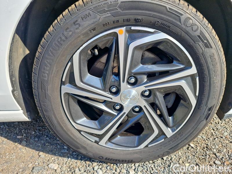  Hyundai  i30  (PD)(01.2017 ->)  kom.1.0TGDI 120 Smart #12