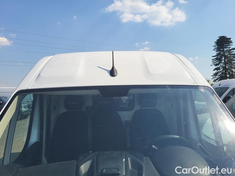 Fiat  Ducato   LCV 28 (290)(09.2019->)  2.2MTJ 140 33 L3H2 4d #17