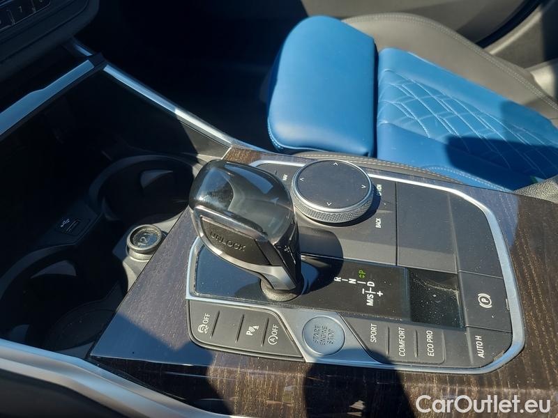  Bmw  Serie 3  Lim. (F30)  (2015) 320i xDrive AT #7