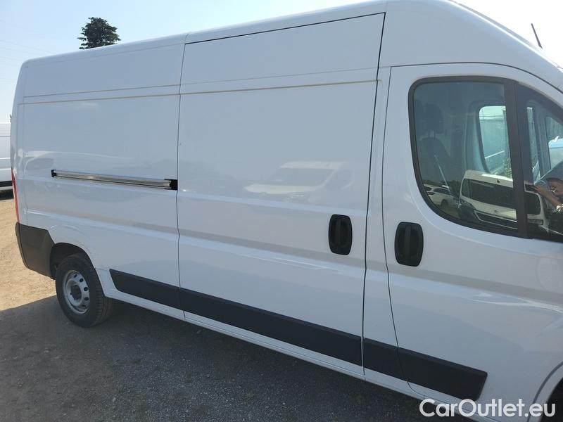  Fiat  Ducato   LCV 28 (290)(09.2019->)  2.2MTJ 140 33 L3H2 4d #30