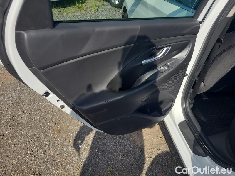  Hyundai  i30   cw (PD)(2017->)  kom.1.6CRDi 115 Smart #7