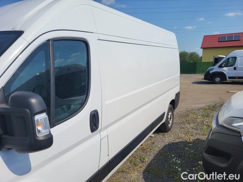  Fiat  Ducato   LCV 28 (290)(09.2019->)  2.2MTJ 140 33 L3H2 4d #6