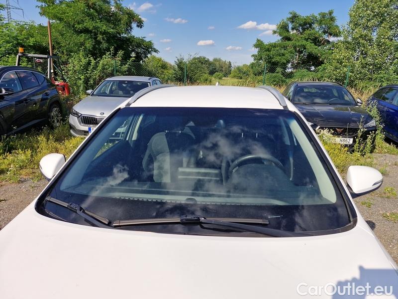  Hyundai  i30  (PD)(01.2017 ->)  kom.1.0TGDI 120 Smart #1