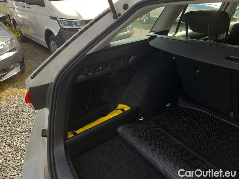  Skoda  Octavia  Combi (NX3)(2020) Oct.Com.1.5e-TEC 110 Style AT #18