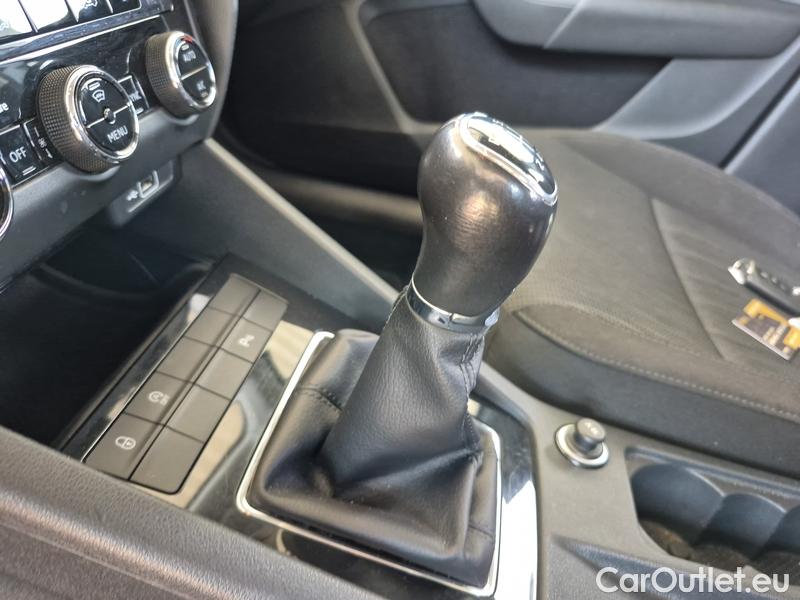  Skoda  Octavia  Lim.  (5E3)(03.2017->)  2.0TDI 110 Style #18