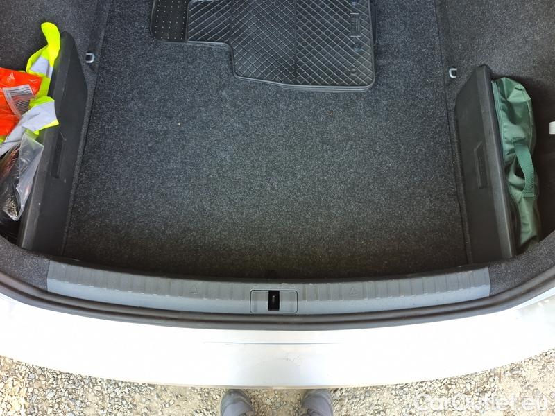  Skoda  Octavia  Lim. (NX3)(2020) Oct.2.0 TDI 85 Style AT 5d #13