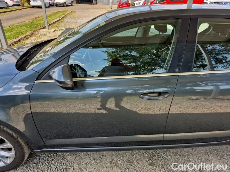  Skoda  Octavia  Lim.  (5E3)(03.2017->)  2.0TDI 110 Style #3