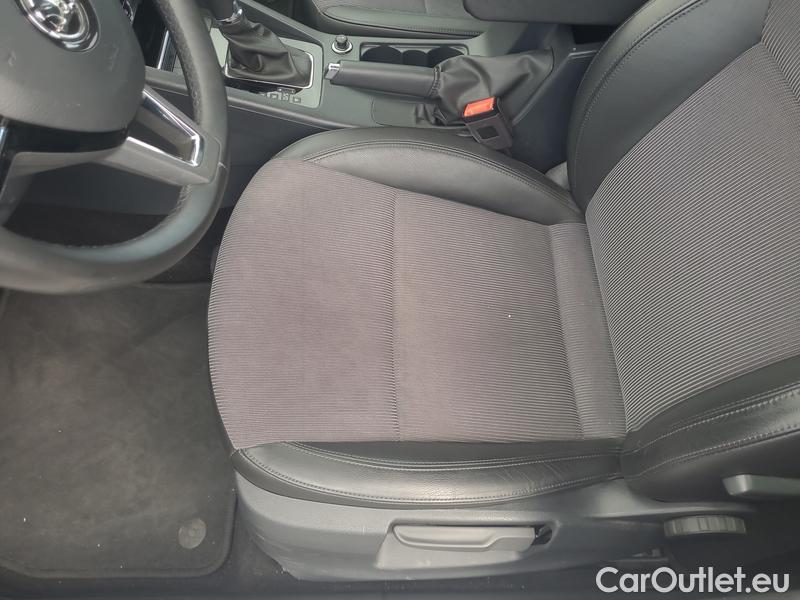  Skoda  Octavia  Lim.  (5E3)(03.2017->)  2.0TDI 110 Style AT #4