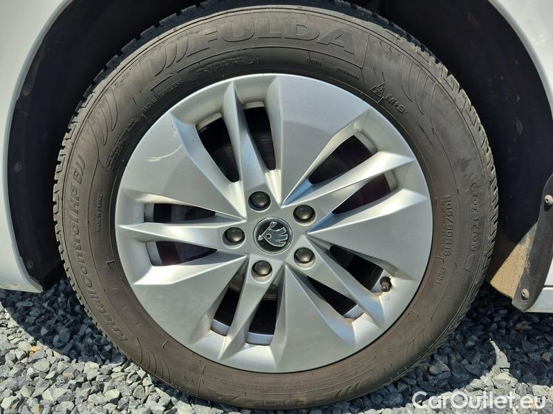  Skoda  Octavia  Combi (NX3)(2020) Oct.Combi 2.0TDI 85 Ambition #2
