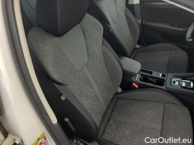  Skoda  Octavia  Combi (NX3)(2020) Oct.Com.1.5e-TEC 110 Style AT #11