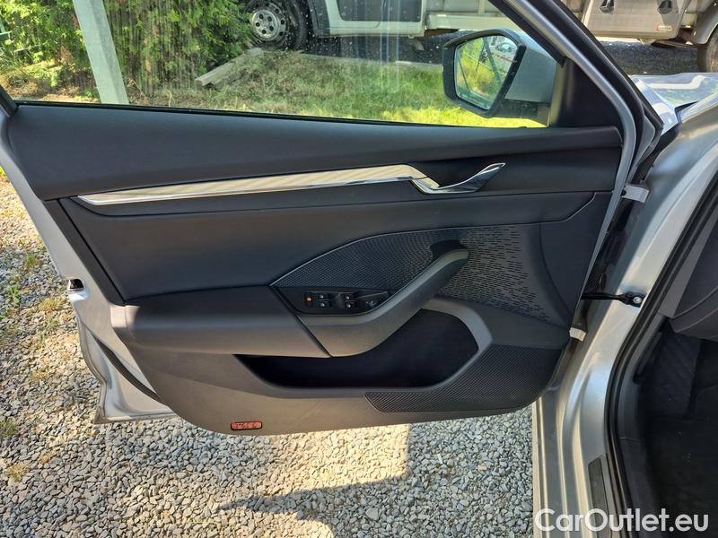  Skoda  Octavia  Lim. (NX3)(2020) Oct.2.0 TDI 85 Style AT 5d #4