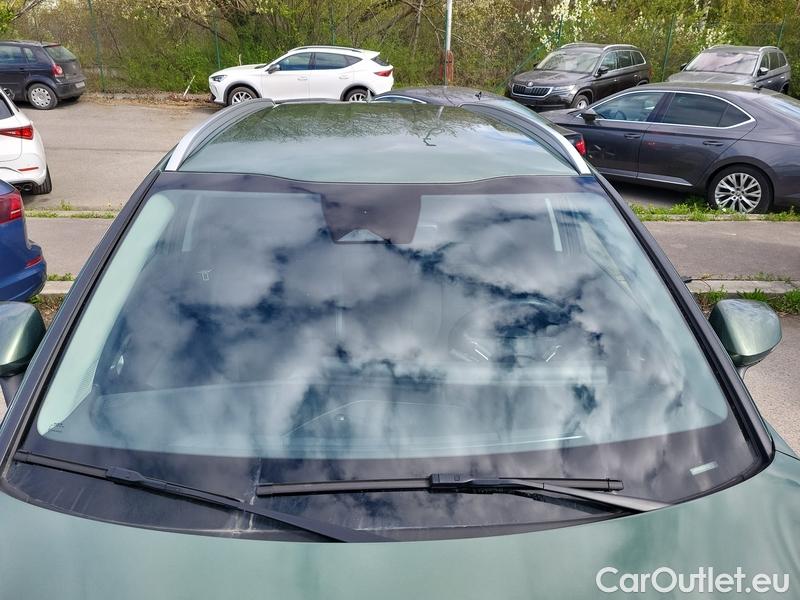  KIA  Sportage  (NQ5)(2022->) Sport.1.6TGDI 130 TOP 4x4 AT #1