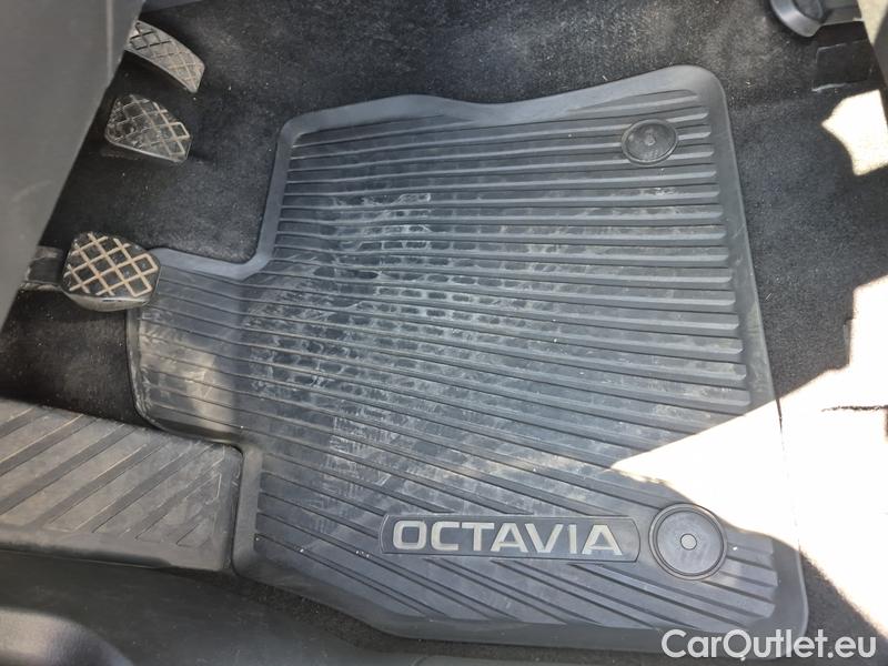  Skoda  Octavia  Combi (NX3)(2020) Oct.Combi 2.0TDI 85 Ambition #3