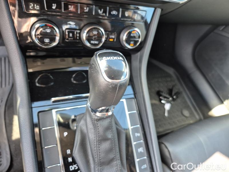  Skoda  Superb  Combi (3V5)(2015) Sup.C.FL2.0TDI 110 L&K AT #5