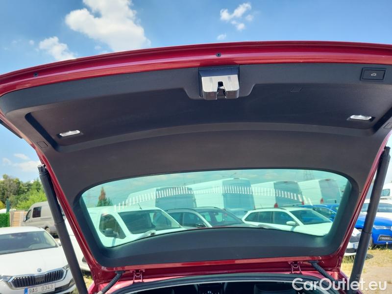  Skoda  Superb  Combi (3V5)(2015) Sup.C.FL2.0TDI 110 L&K AT #10