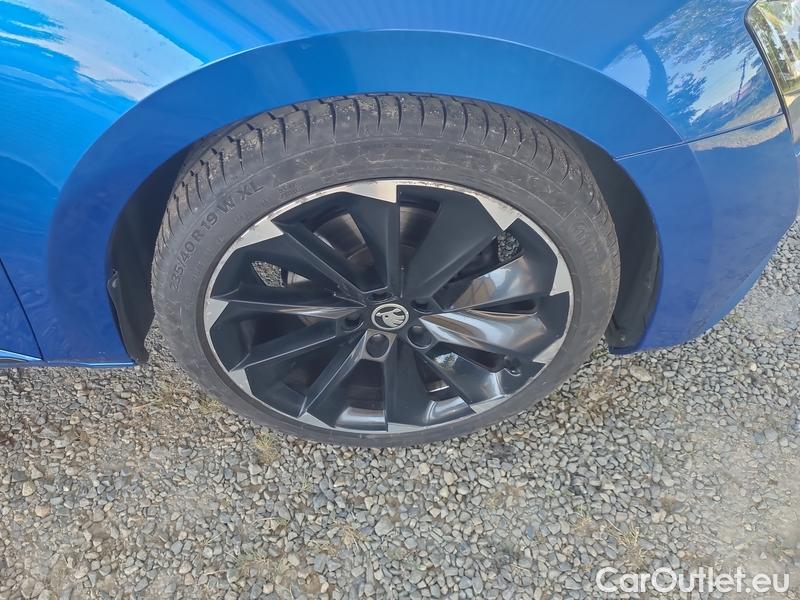  Skoda  Superb  Combi (3V5)(2015) Sup.C.FL2.0TDI 110 SLine AT #21