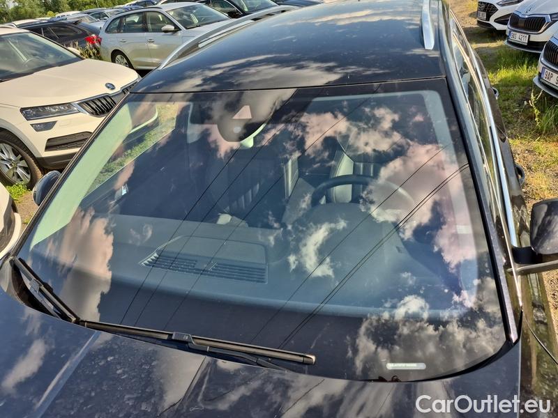  Skoda  Superb  Combi (3V5)(2015) Sup.C.FL2.0TDI 110 L&K AT #1