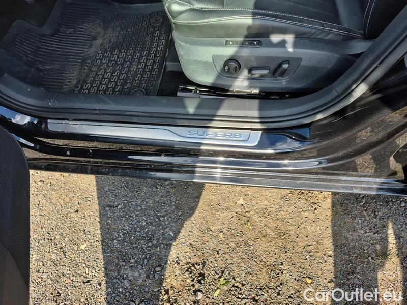  Skoda  Superb  Combi (3V5)(2015) Sup.C.FL2.0TDI 110 L&K AT #8